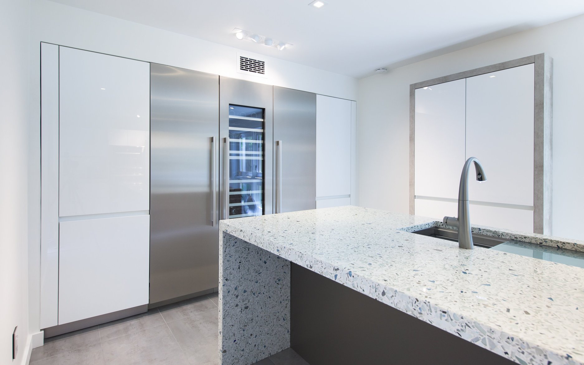 The White Quartz Alternative 5 Neutral Countertops That Sparkle